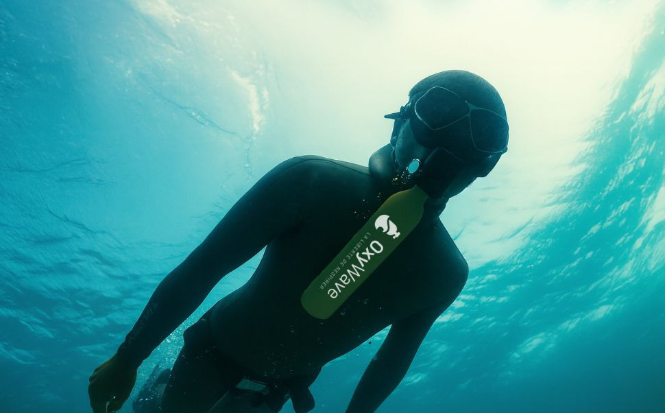 Mini bouteille OxyWave : une liberté nouvelle pour vos explorations aquatiques